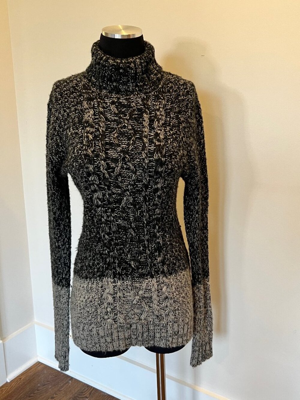 Sugarlips chunky turtleneck sz S in gray
